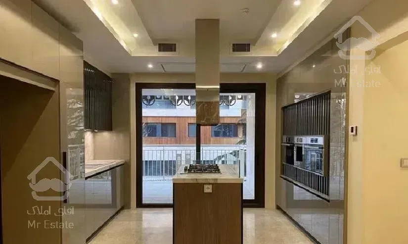 ۳۵۰ متر ۴ خواب مستر زعفرانیه