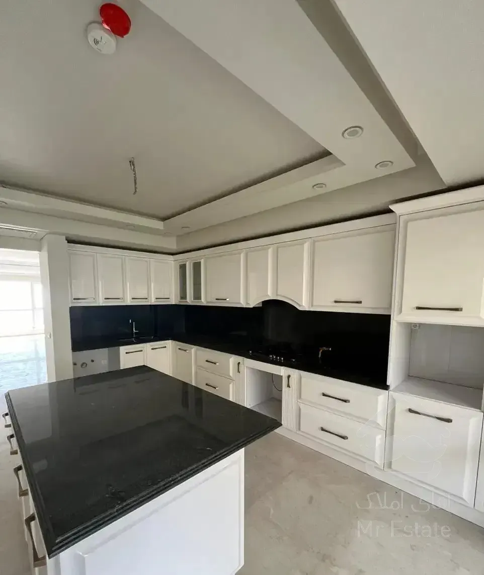 آپارتمان ۲۴۰ متر جمشیدیه تاپ لوکیشن