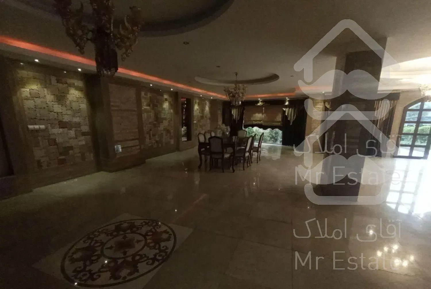 آپارتمان ۱۷۰ متری سه خواب