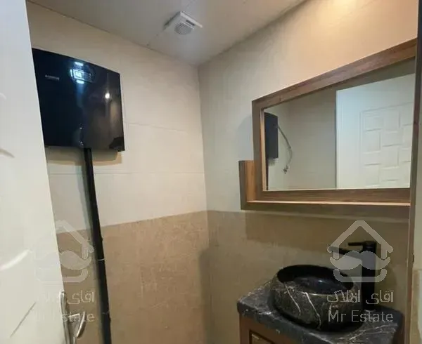 برج ۱۰۰ متری ویو ابدی چیتگر دریاچه منطقه ۲۲