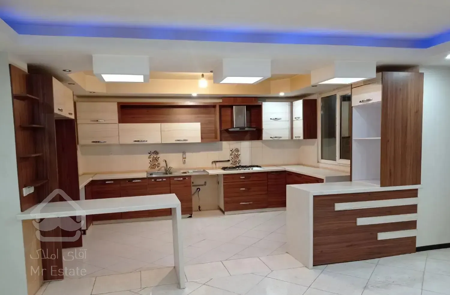 واحد ۱۴۲ متری/تک واحدی