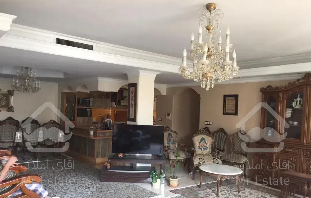 آپارتمان،205متری،4خوابه.باغ فردوس