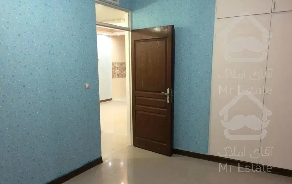 کریم خان میرزای شیرازی 90متری 2خوابه پارکینگ دار