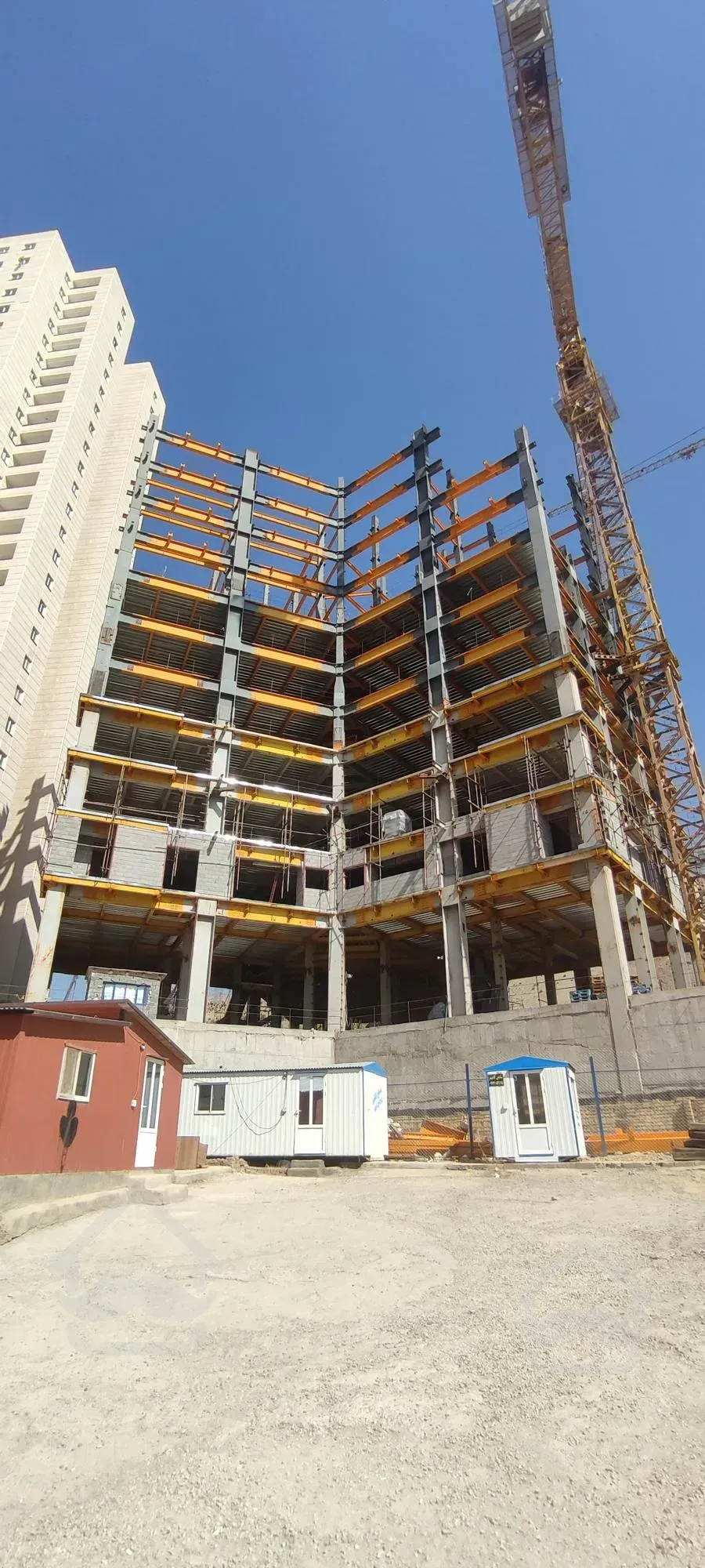 پیش فروش آپارتمان ۱۳۵متری۳خواب برج رومنس حکیم