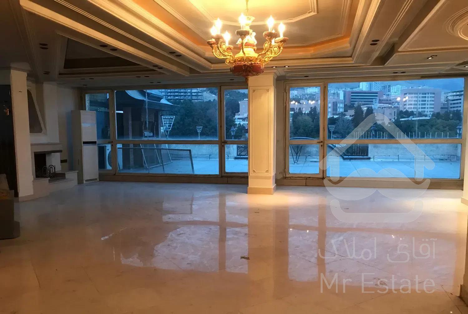 ٢٧٠ متر  ٣ خواب ٦٠متر تراس