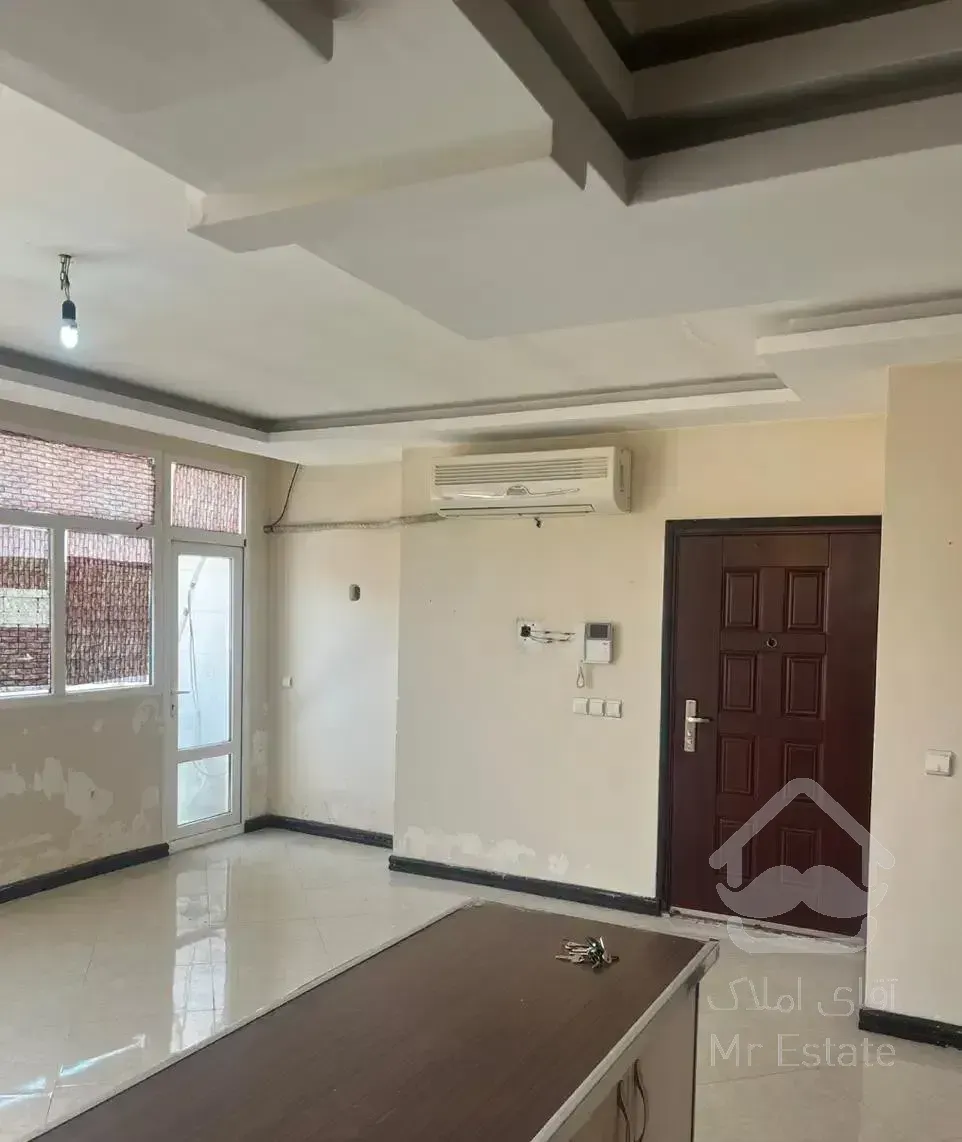 اپارتمان ۸۶ متری بلوک ۱۲۵ طبقه دوم بهارستان