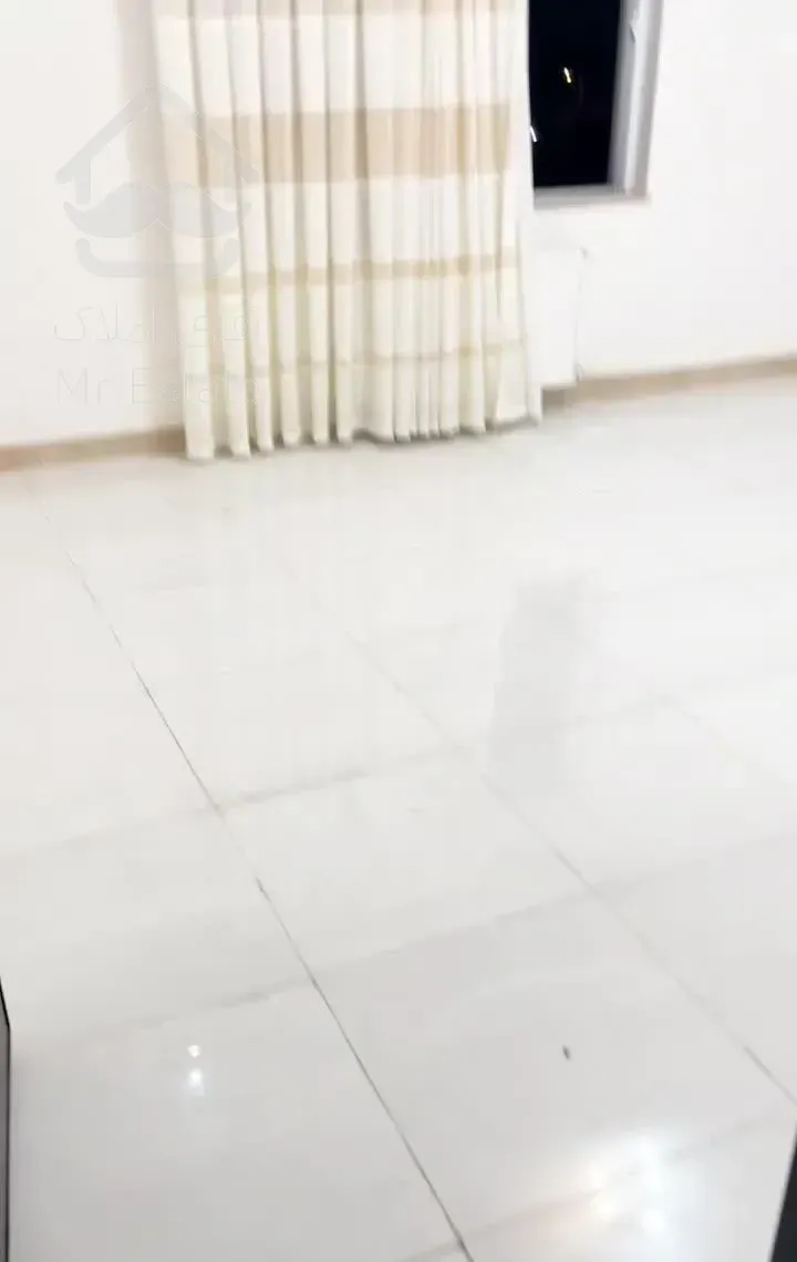 ۱۳۰متر(۲واحدی)گیلان رضوانشهرپشت بانک ملی مالک هستم