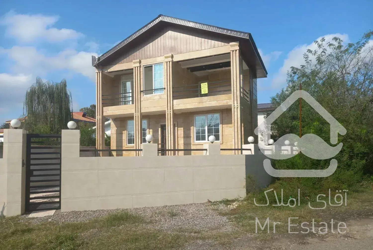 ویلای جنگلی۲۲۰متری دوبلکس فول امکانات سند تک برگ