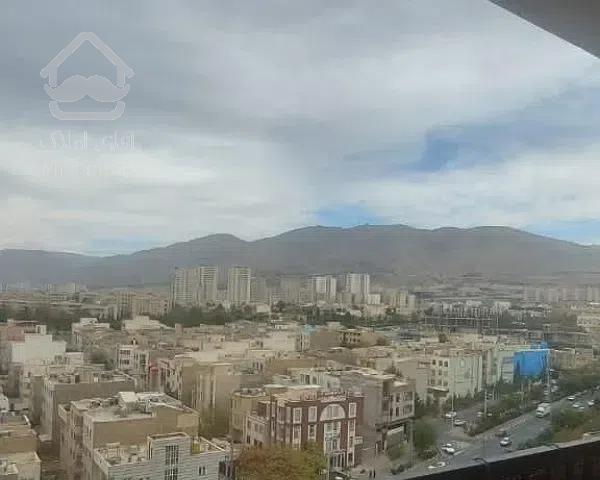 آپارتمان 133مترسه خواب برج بنام پارسی