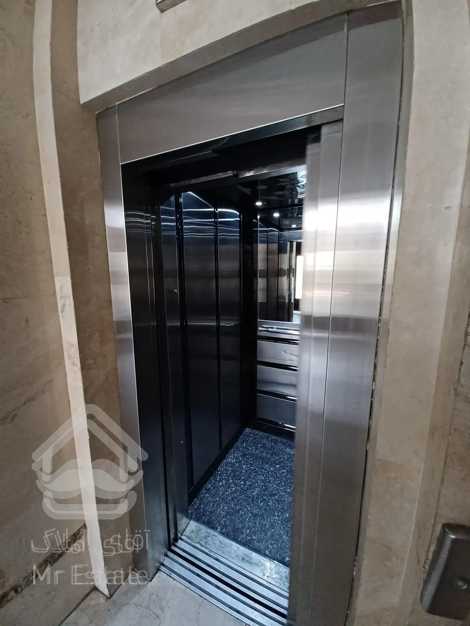 اجاره‌ آپارتمان سند اداری فوق العاده شیک صادقیه کاشانی