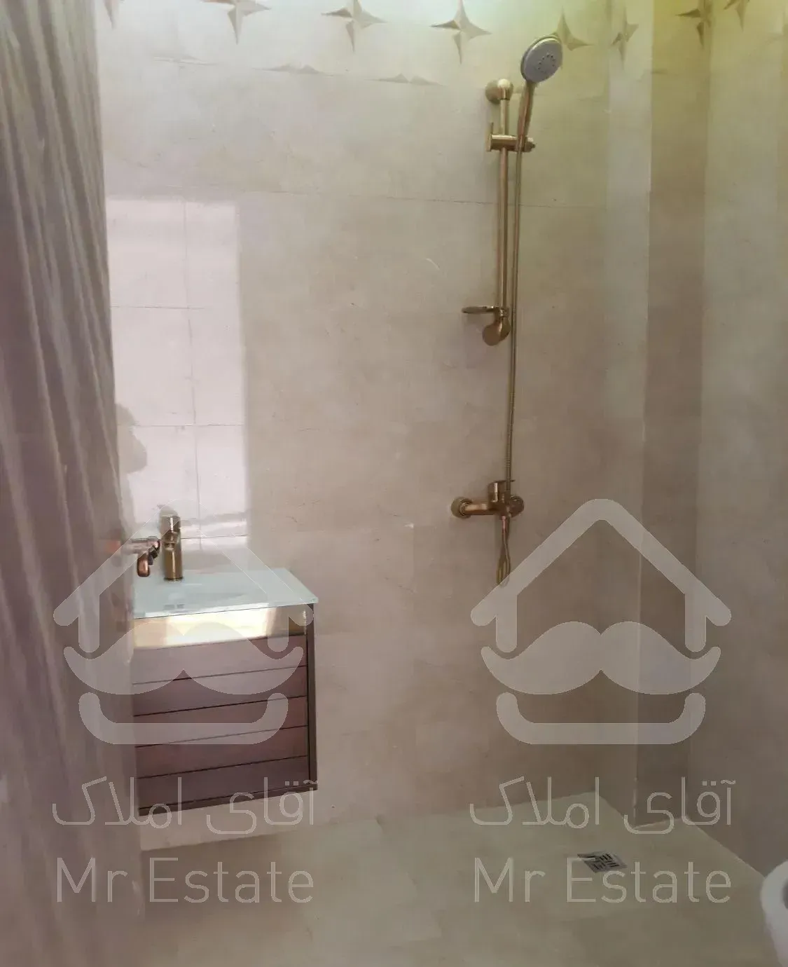 ۹۰ متر ۲خ شیک کلید نخورده