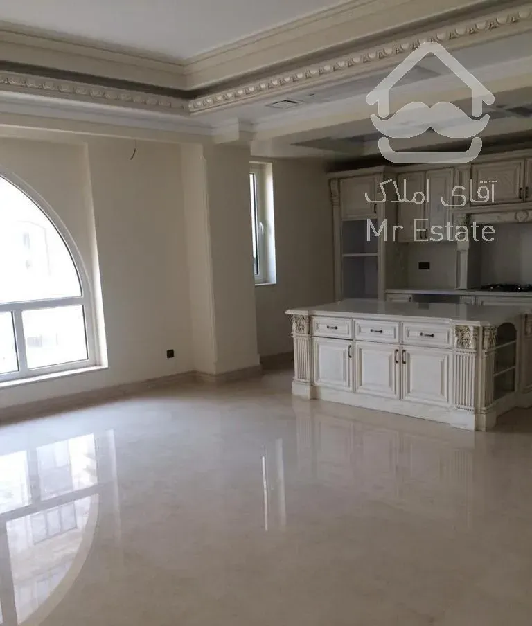 ۲۸۰ متر اجودانیه/پاگرد مجزا