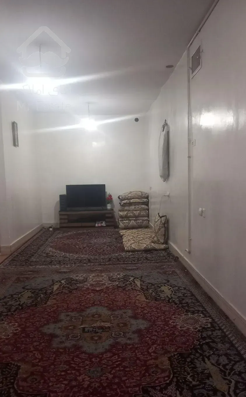 رهن آپارتمان ۶۵ متری ۱ خوابه همکف در مارلیک