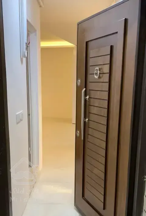 واحد آپارتمان ۹۶ متر اعتمادیه سلحشور