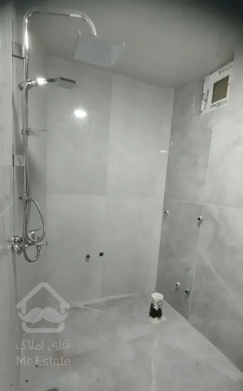 آپارتمان ۱۲۷متر کلیدنخورده/تکواحد/مستردار/فاضل ۲