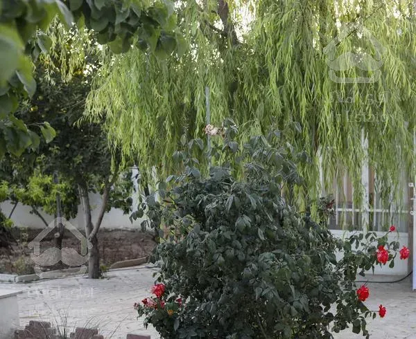 ۱۲۵۰ متر باغچه و ویلا ،هشتگرد