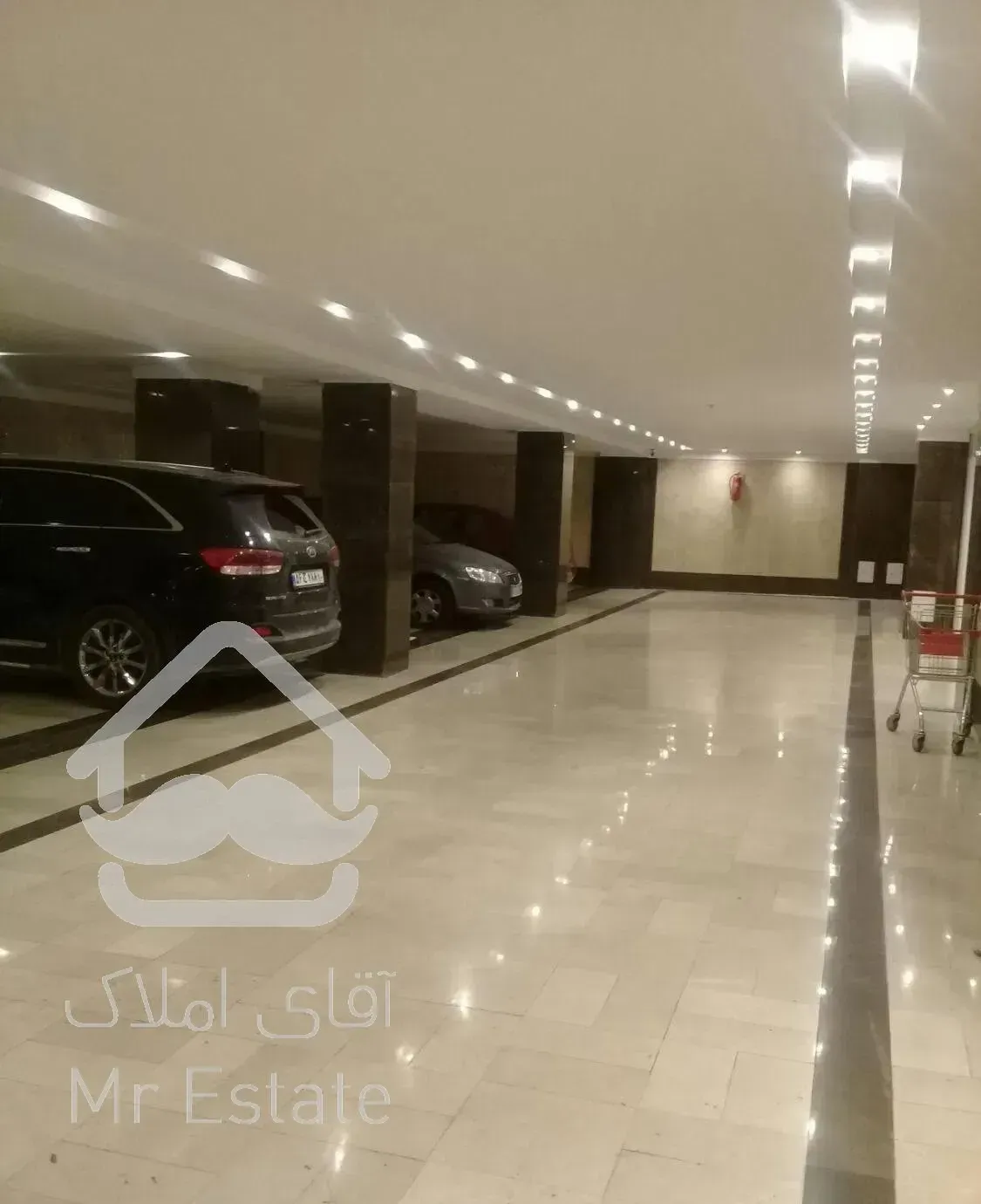 فروش اپارتمان ۱۳۰ متری تاپ