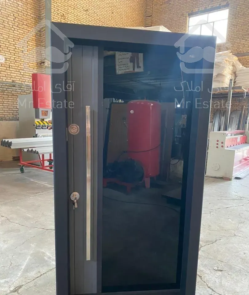 تولیدوفروش انواع درب ضدسرقت،داخلی،حریق