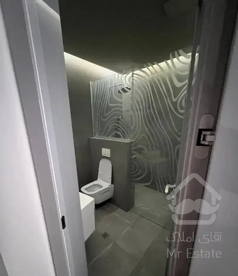 210متر،آکواریوم،بدون پاسیو/تکواحدی/فول مشاعات