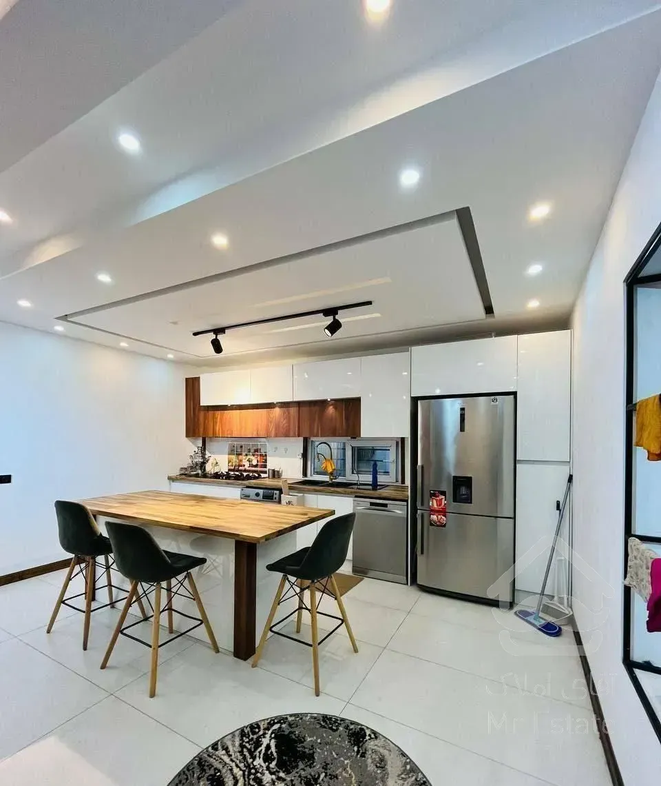 با یه چمدون لباس وارد ویلای شیک خودت شو