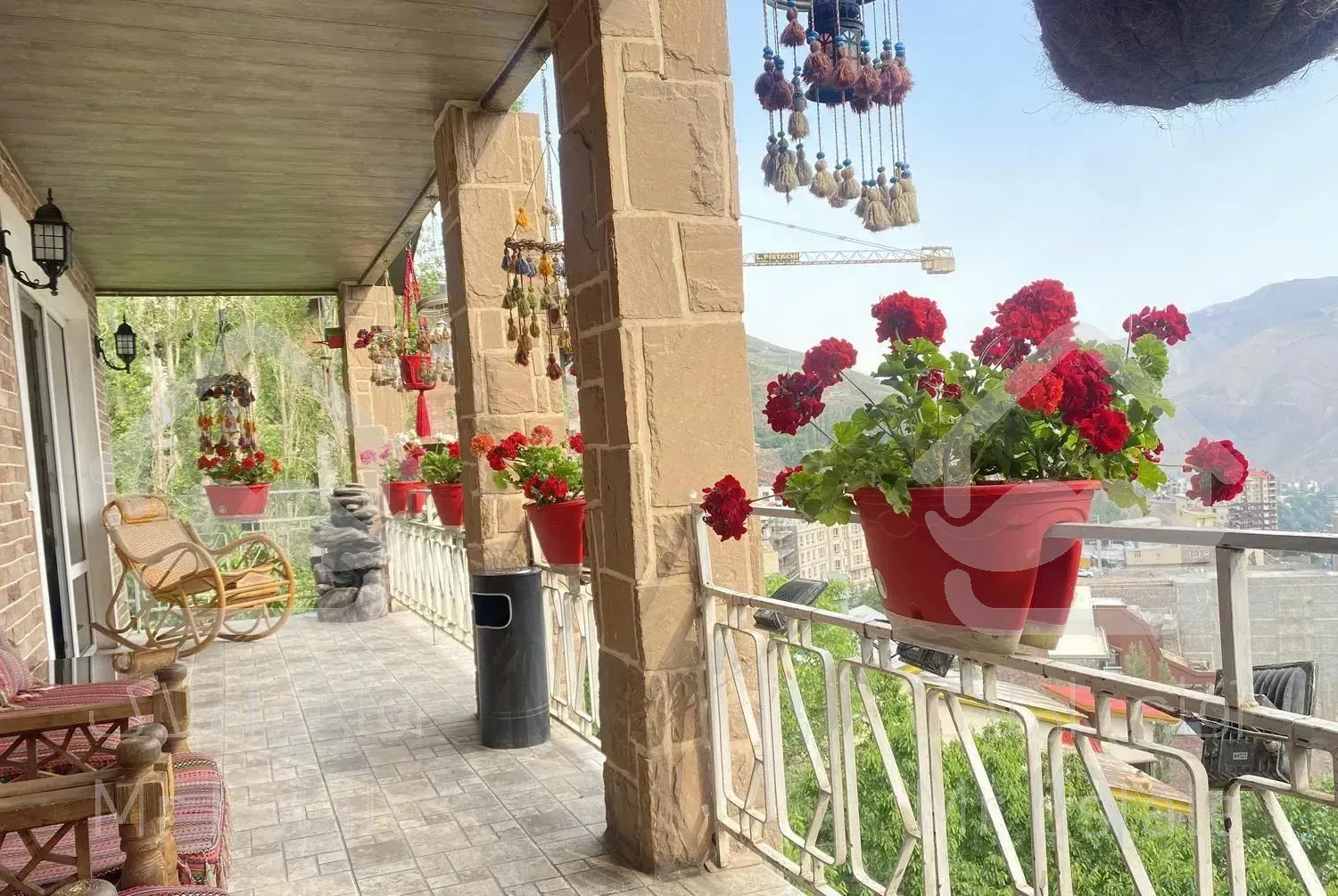 اجاره باغ ویلا  بین فشم و میگون