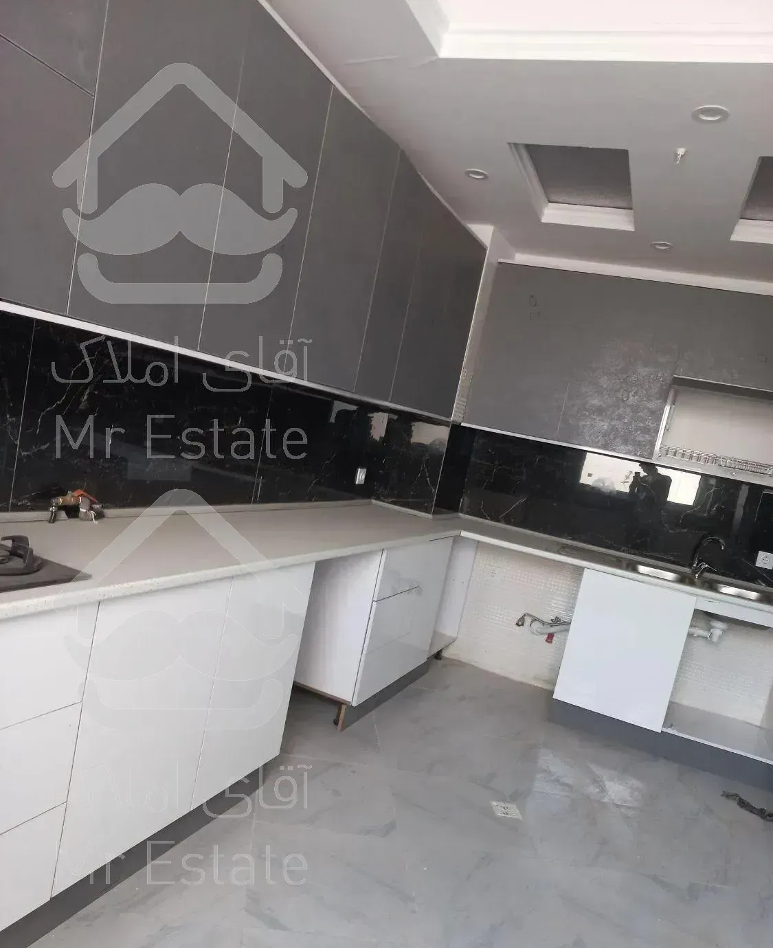 آپارتمان ۱۱۰ متری دوخواب خ منتظری خ طوفانی