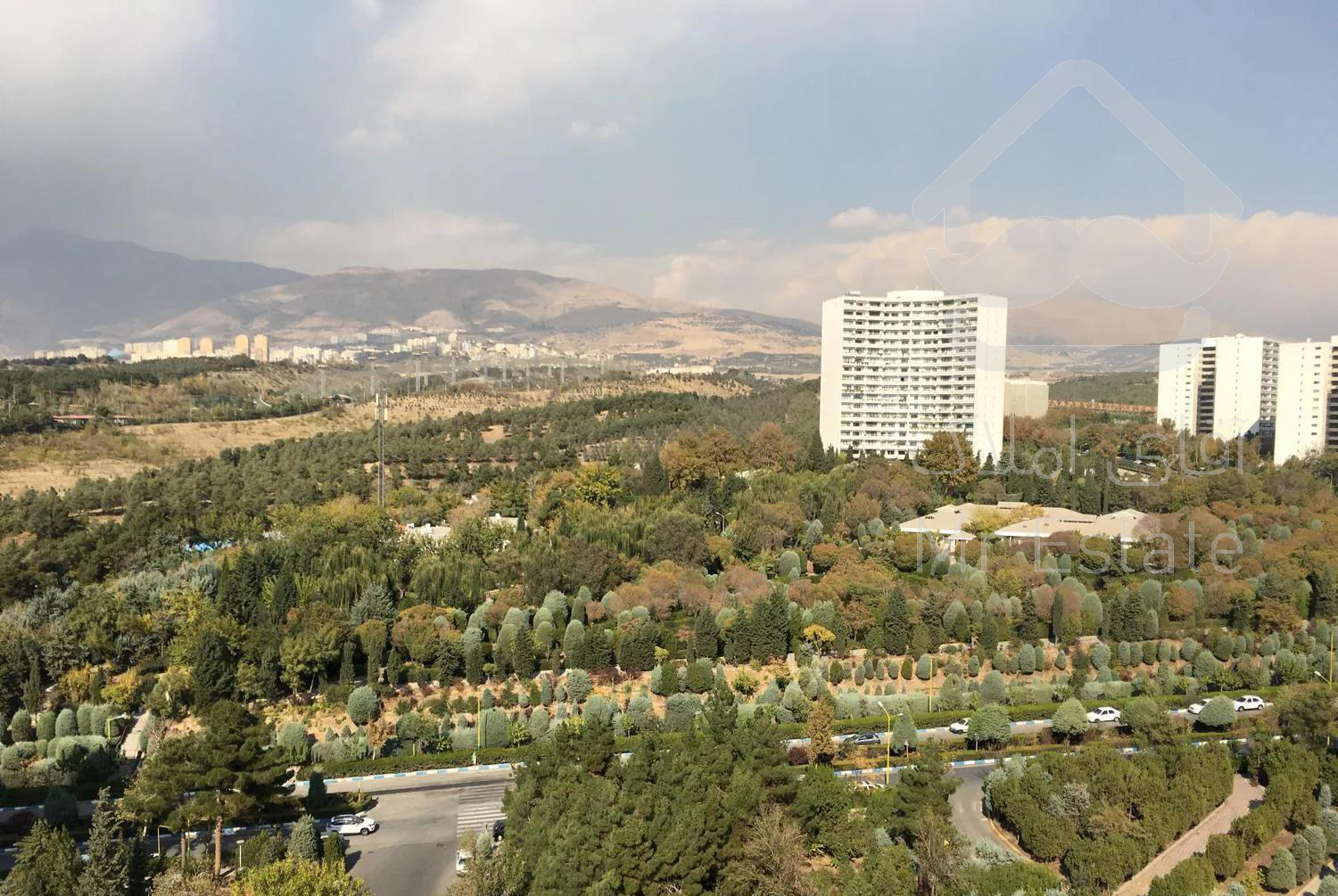 فروش دو خواب روبه جنگل