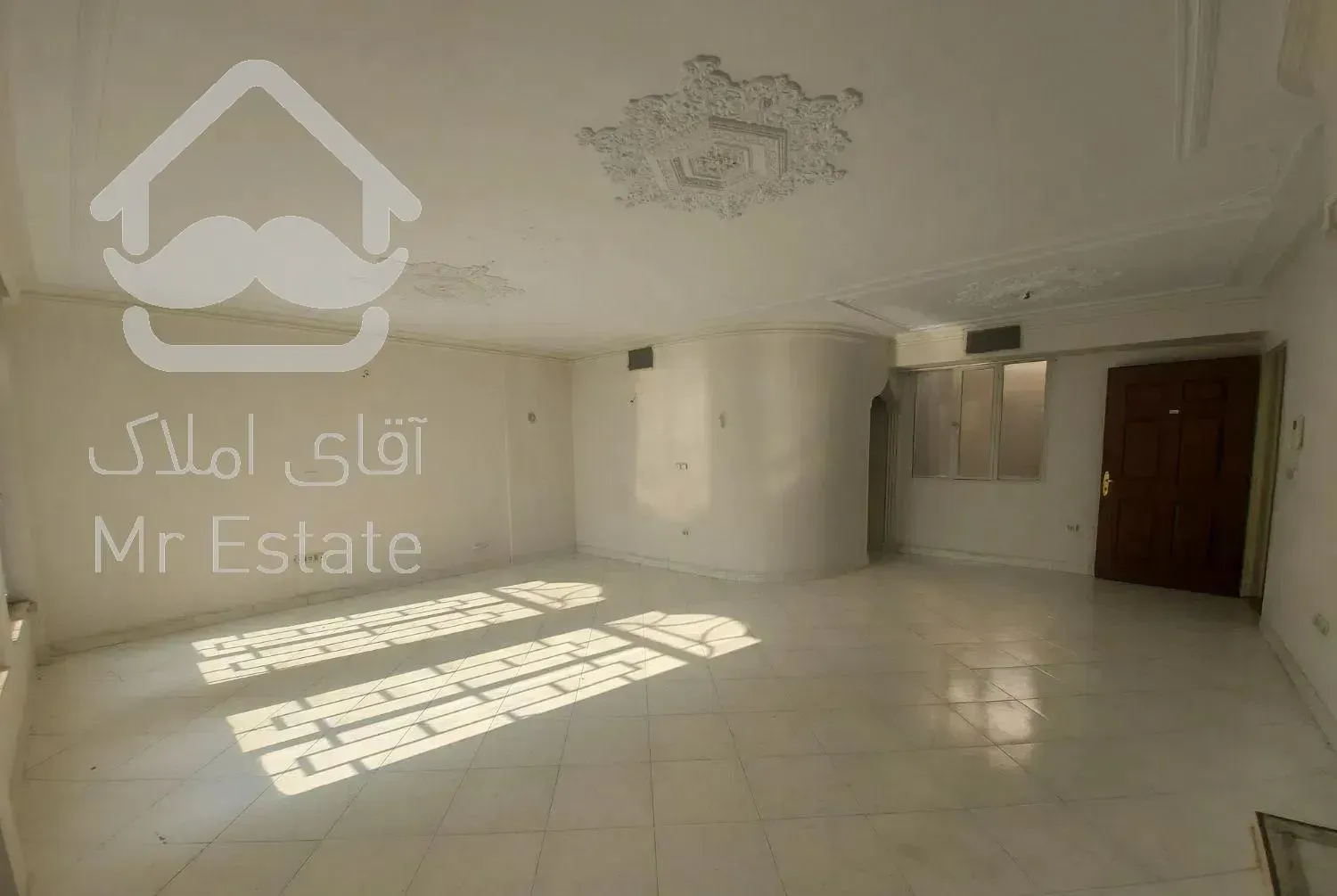 اپارتمان ۹۰ متری دو خوابه نزدیک مترو