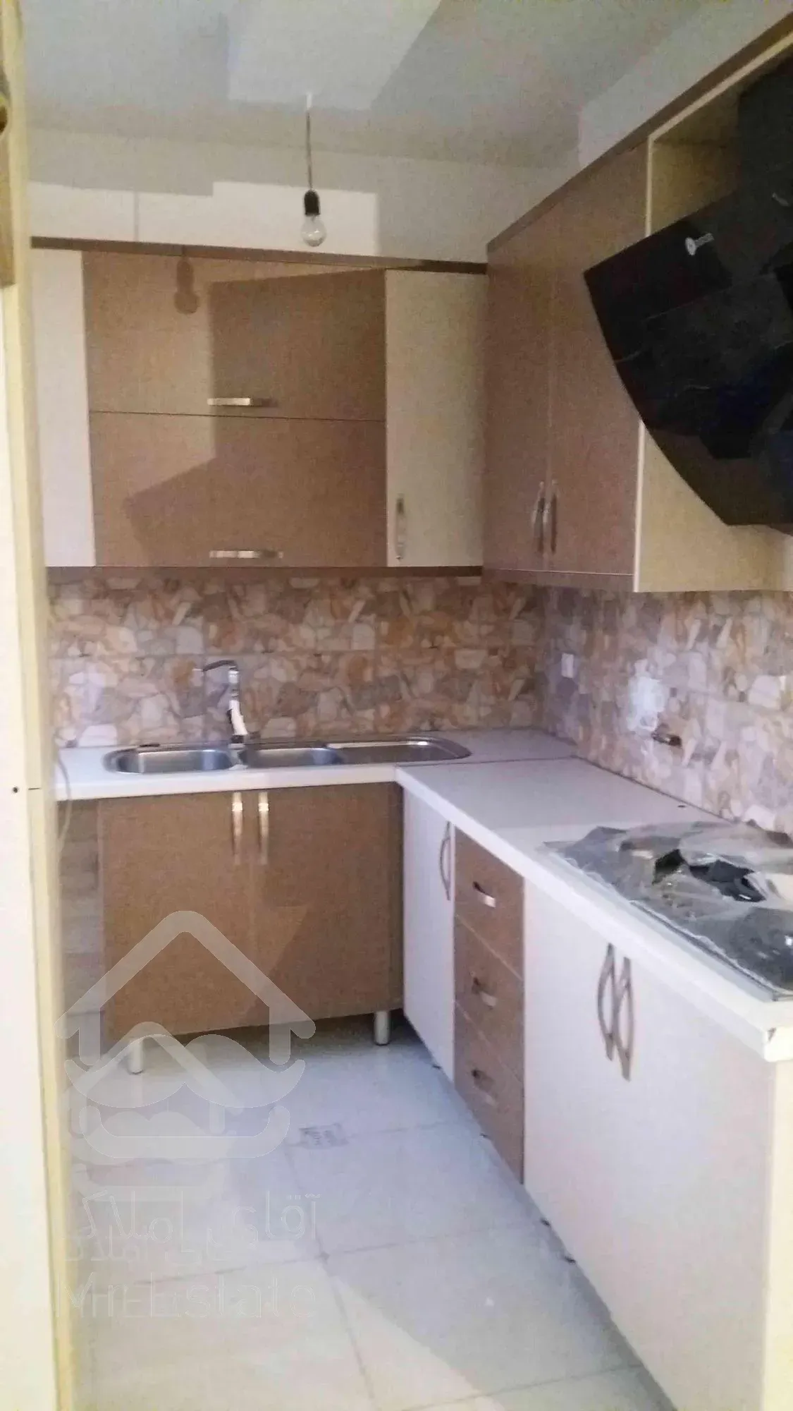 خرید آپارتمان۸۱متری دوخواب کلیدنخورده فردوس شرق