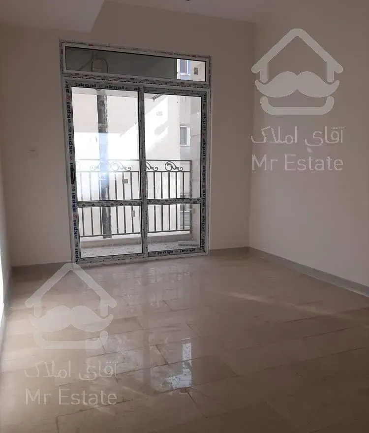 ۱۱۵متر ۲خواب ۵ساله ویو فضای سبز        آلاله شرقی