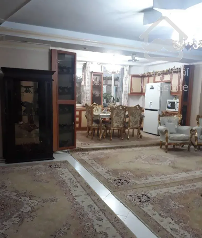 آپارتمان ۱۰۵ متری   خوش ساخت و تمیز