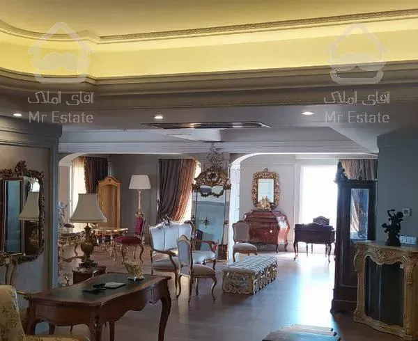 باغ فردوس.۲۰۰متر