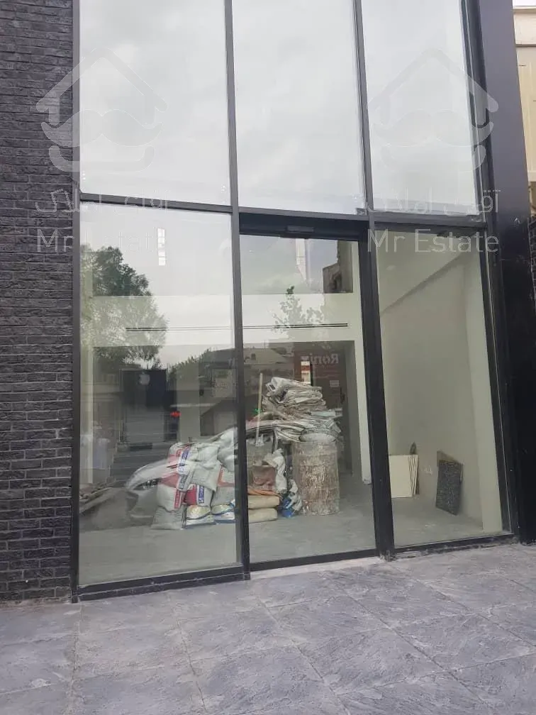 فروش مغازه اندرزگو 165  متر شیک