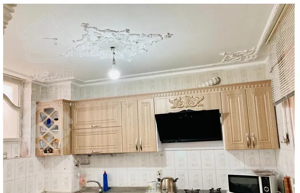 ۱۱۰ متر ۲ خوابه / نور  / مشجر / فرمانیه