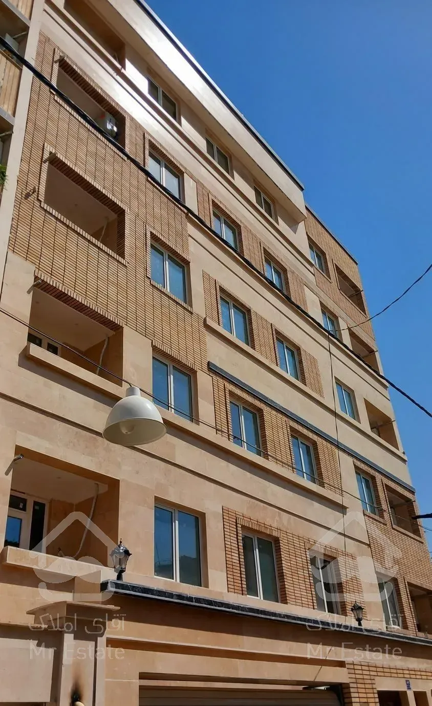 ۸۳ متر نوساز فول امکانات