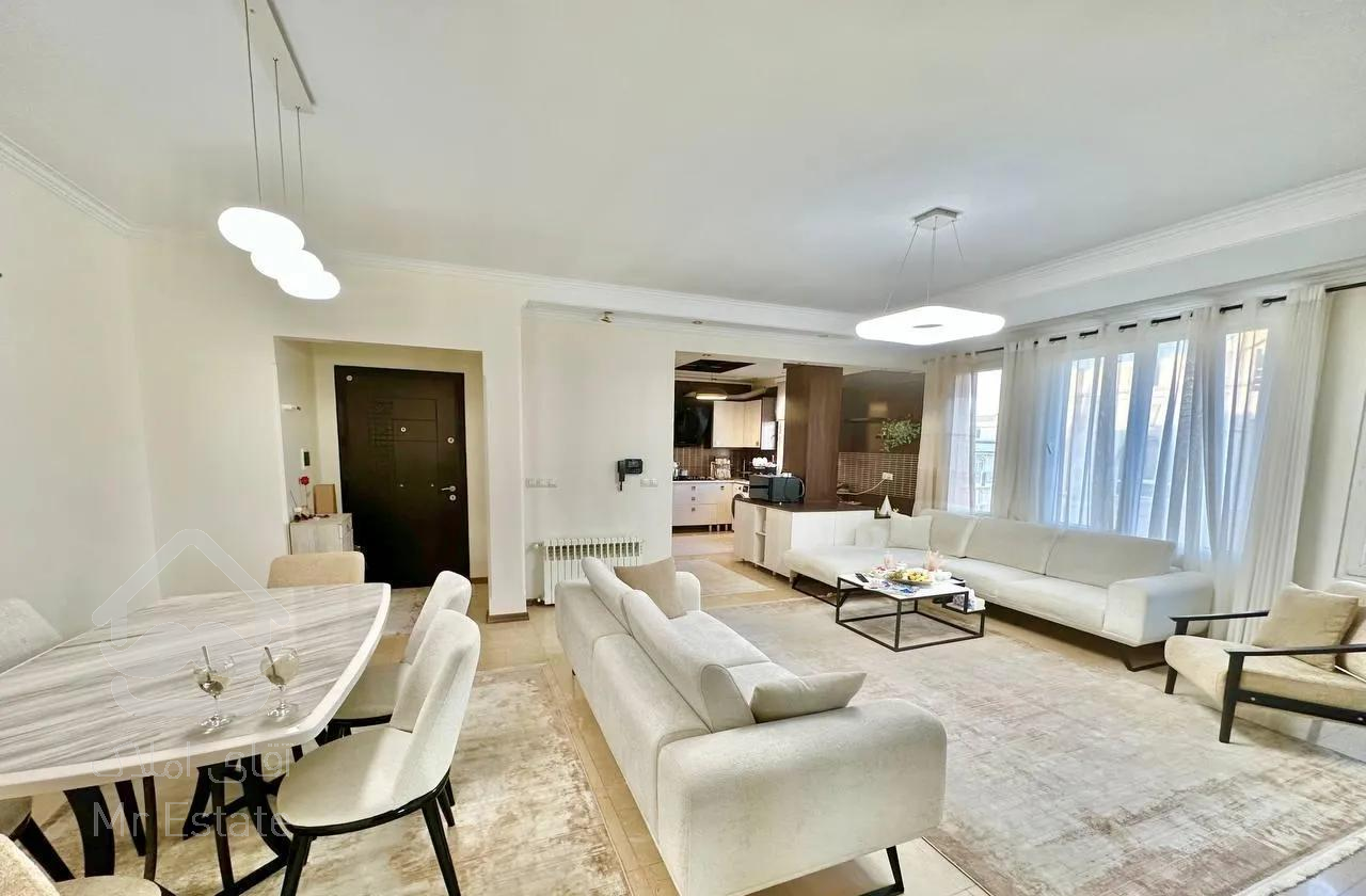 ۹۲ متر آپارتمان مسکونی / خ الهی / ۵ ساله