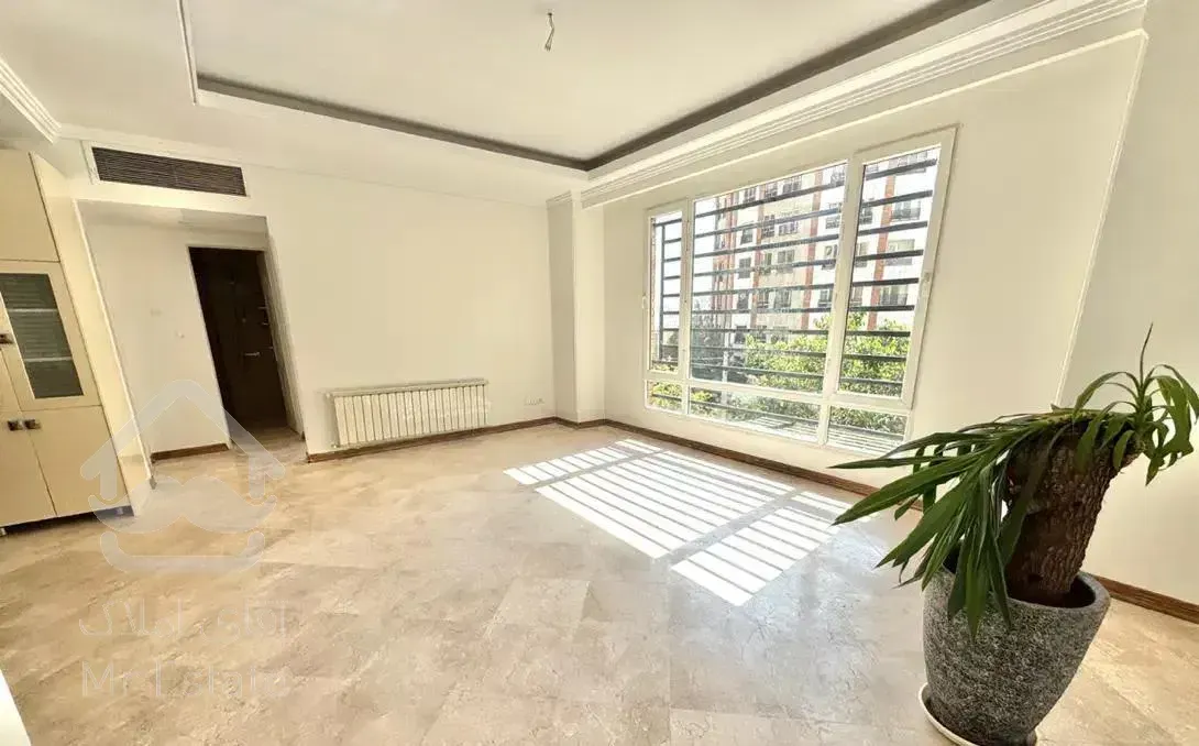 سوهانک ۱۰۵ متر ۲ خواب فول امکانات