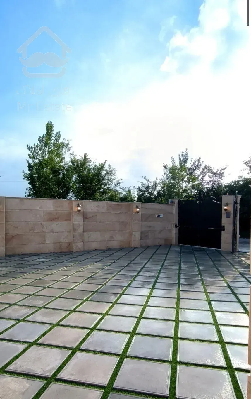 ویلا نوساز/ کلید نخورده/ تحویل با سند تک برگ