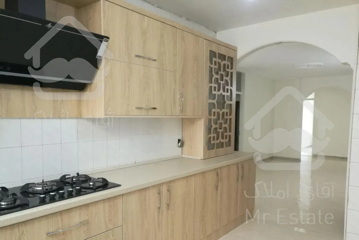 فاطمی 140متری3خوابه 26ساله فول امکانات