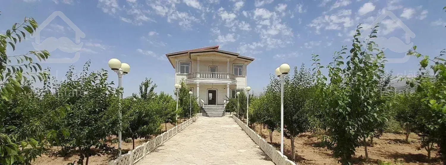 ویلا باغ ۱۰۰۰متری آبسرد