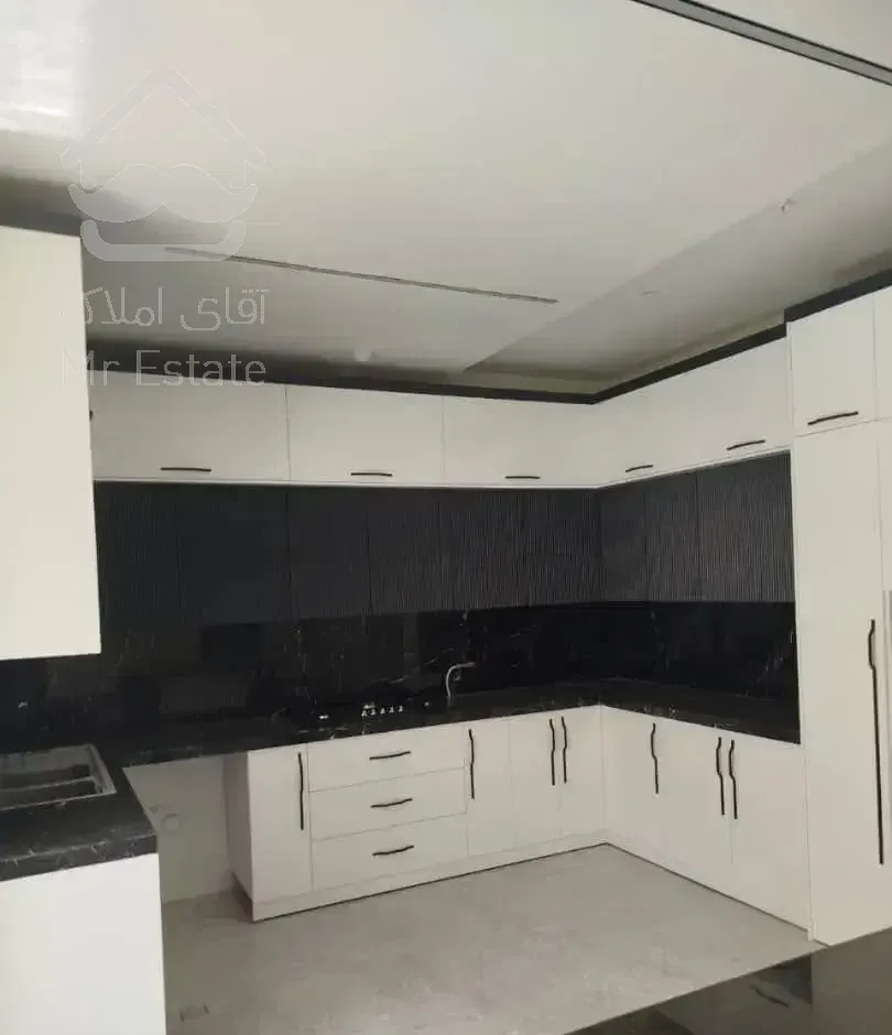 165متر لوکیشن خاص