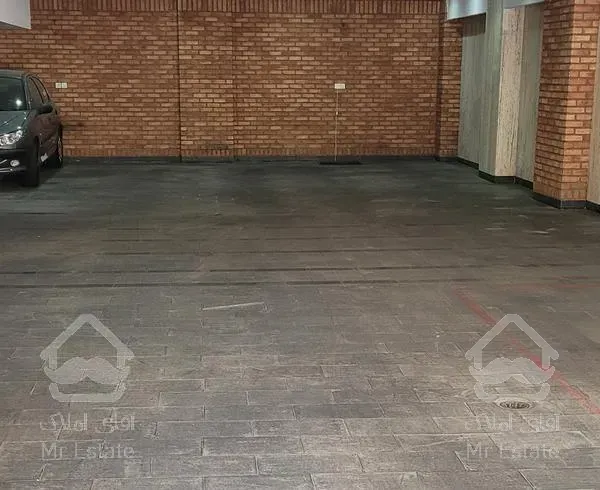 آپارتمان بسیار ساکت و با همسایه های عالی