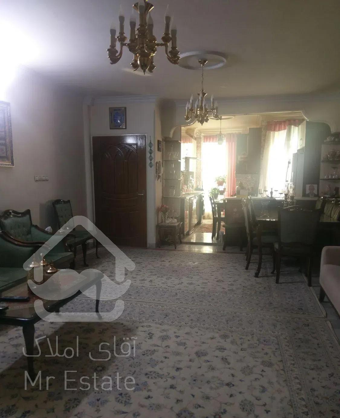 81متر دو خواب با پارکینگ طبقه دو و نیم خ 108