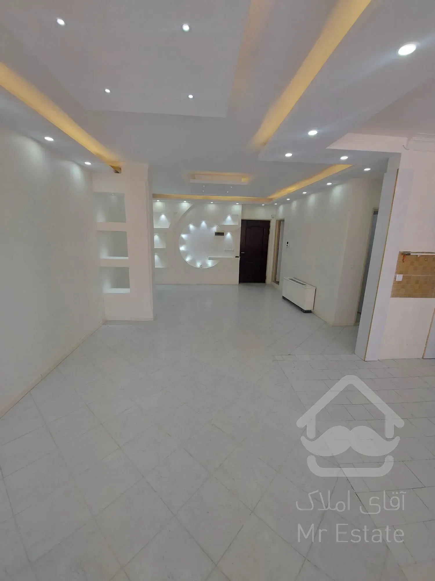 فروش ۶۹ متری دریاچه سند دار فول دیزاین