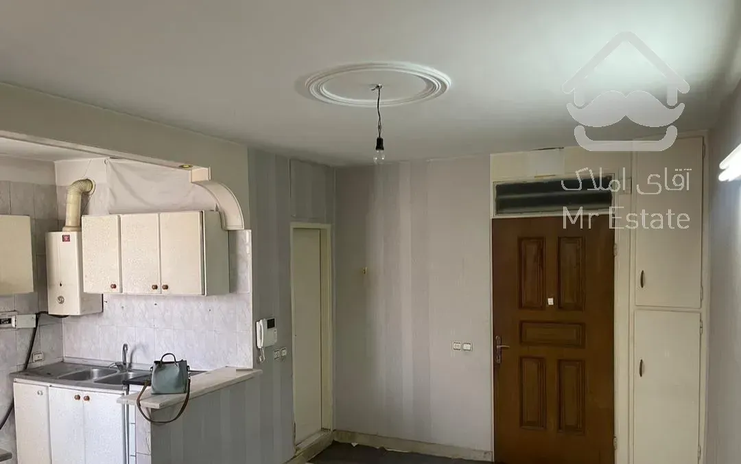 ۳۷ متری / *پارکینگ دار