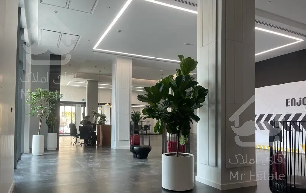 175 متر سه خوابه نوساز در برج های دو قلو میکا