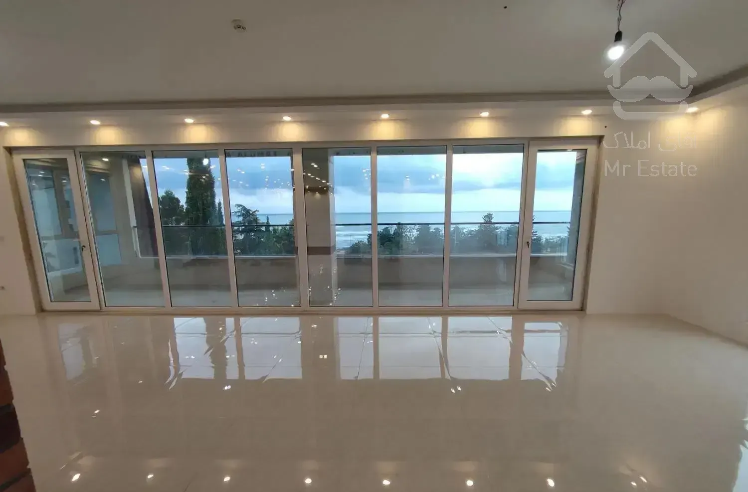 اجاره لوکس ترین واحد ۲۵۰ متری ۳خواب مستر لیدو