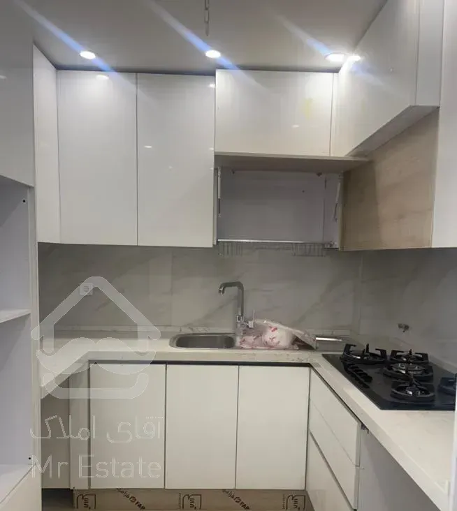 آپارتمان۱۰۸متری۲خوابه*نوساز بلوارآزادگان*