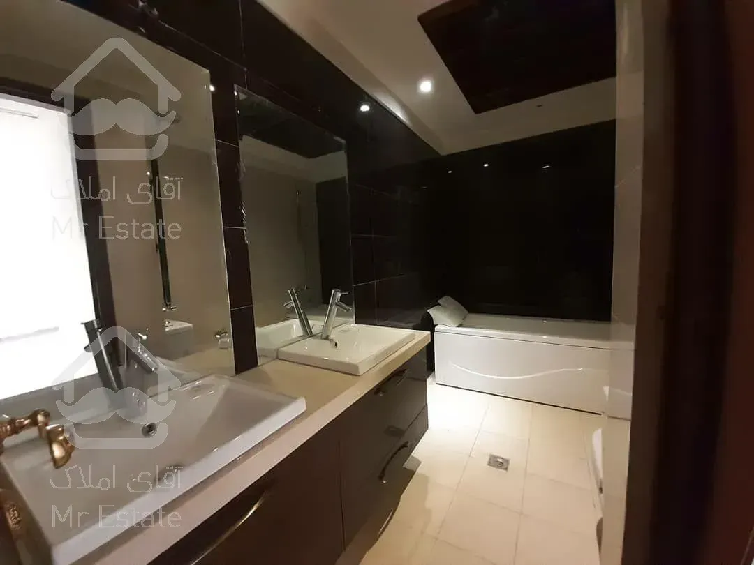 خرید آپارتمان 220 متری فرمانیه ثروتی