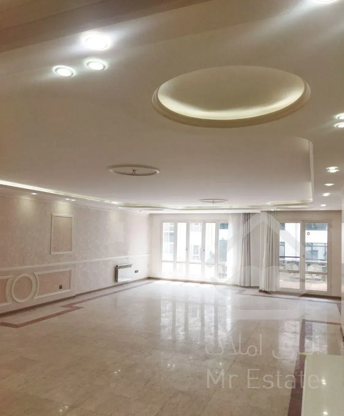 ۱۹۲ متر / ۳ خواب / تکواحدی / خ رشید / ۲ پارکینگ